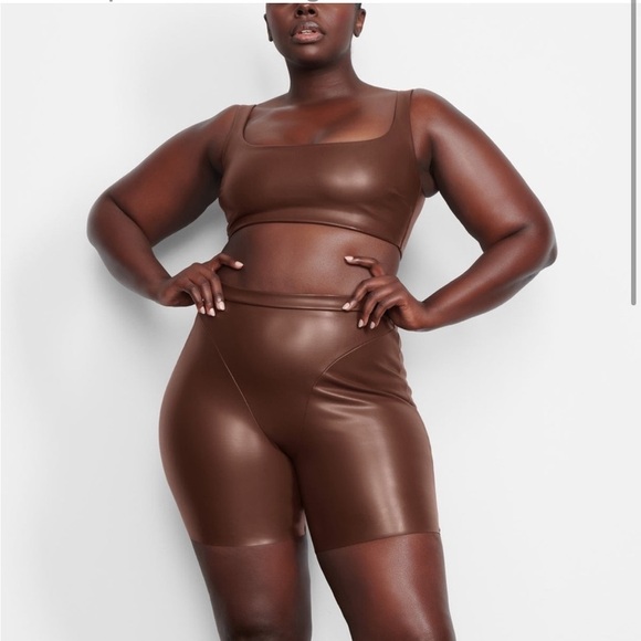 Skims cocoa brown faux leather bralette Sz 3XL - Picture 2 of 4